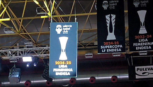 Valencia Basket thumb 2